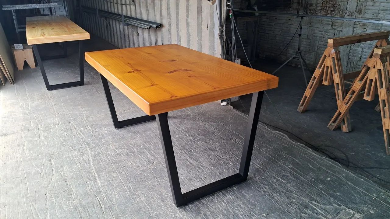 Mesa de madeira com design moderno - Foto 4