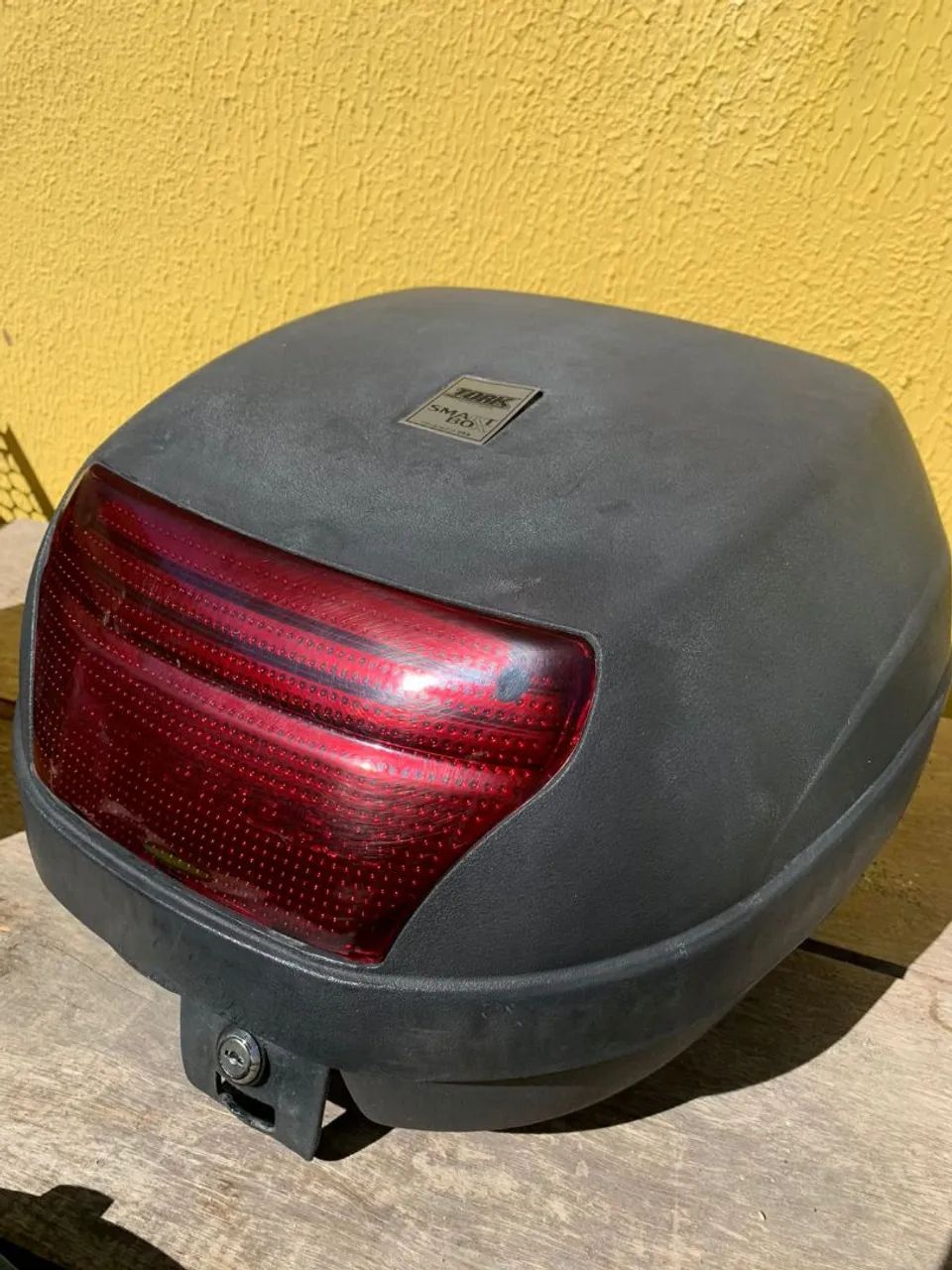 Baú para moto 28 litros - Foto 3