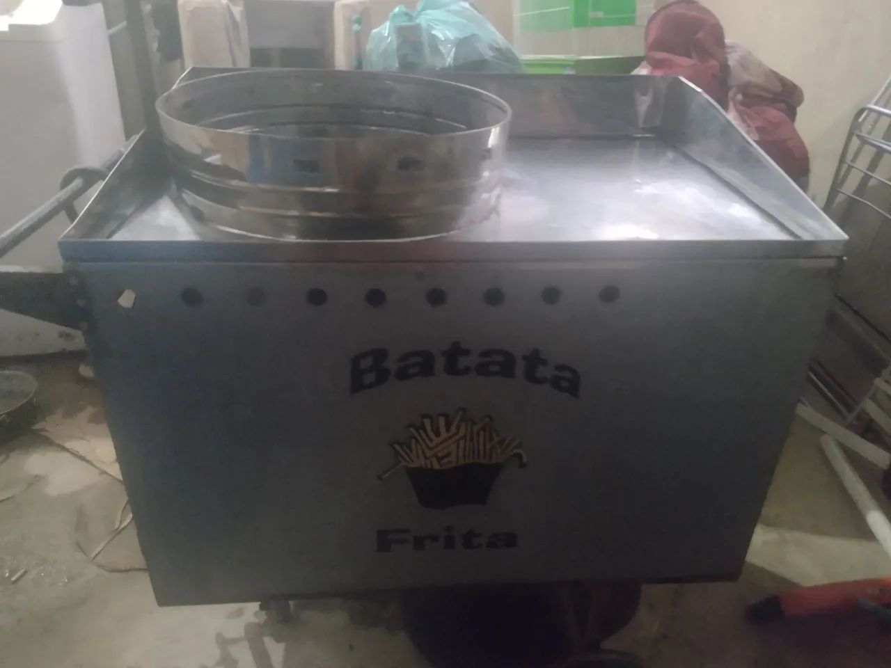 Vendo carrinho de batata 600 resis - Foto 3