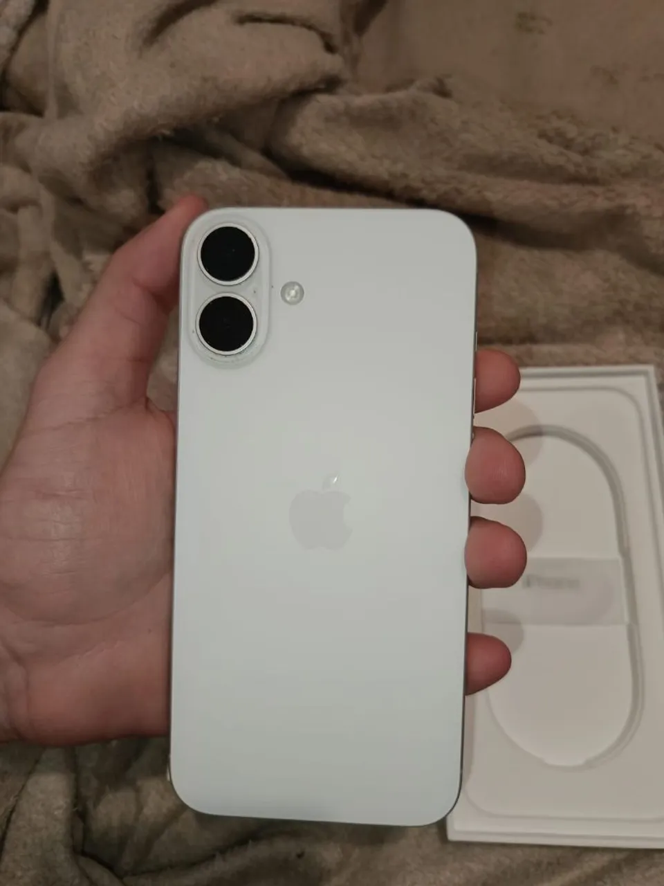 iPhone 16 plus