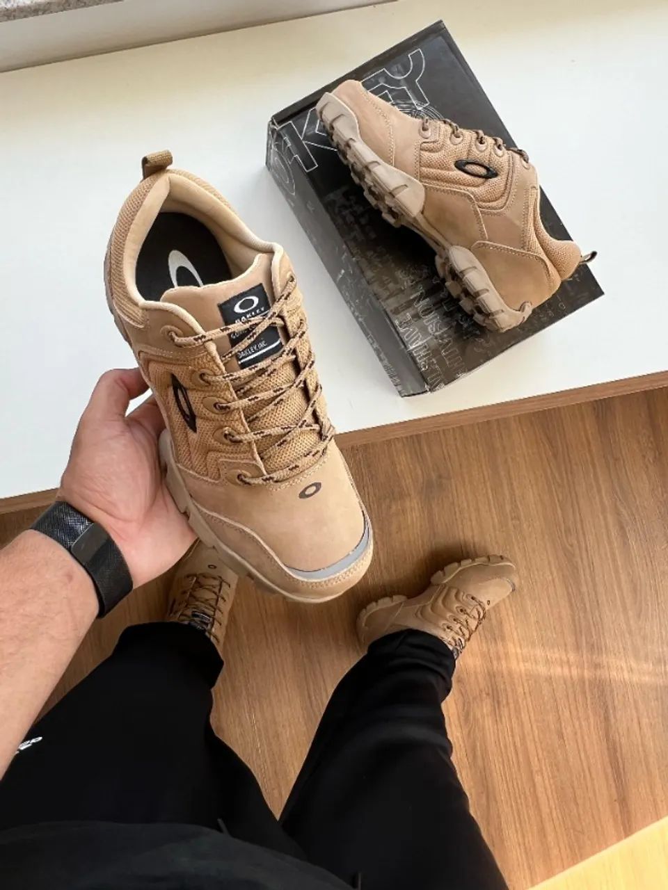 Bota Oakley Marrom Masculina Linha Luxo  - Foto 2