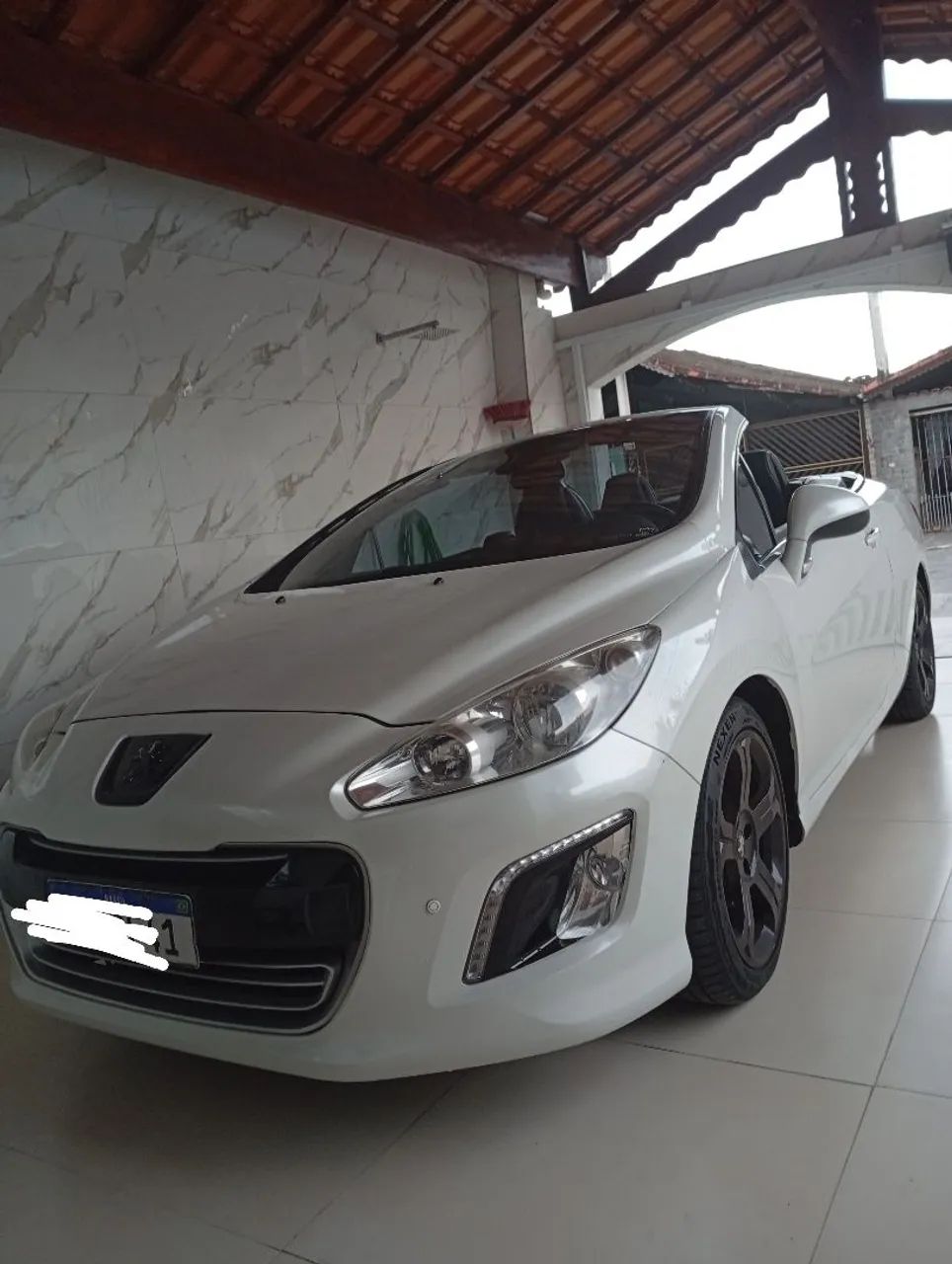 Peugeot conversível 308