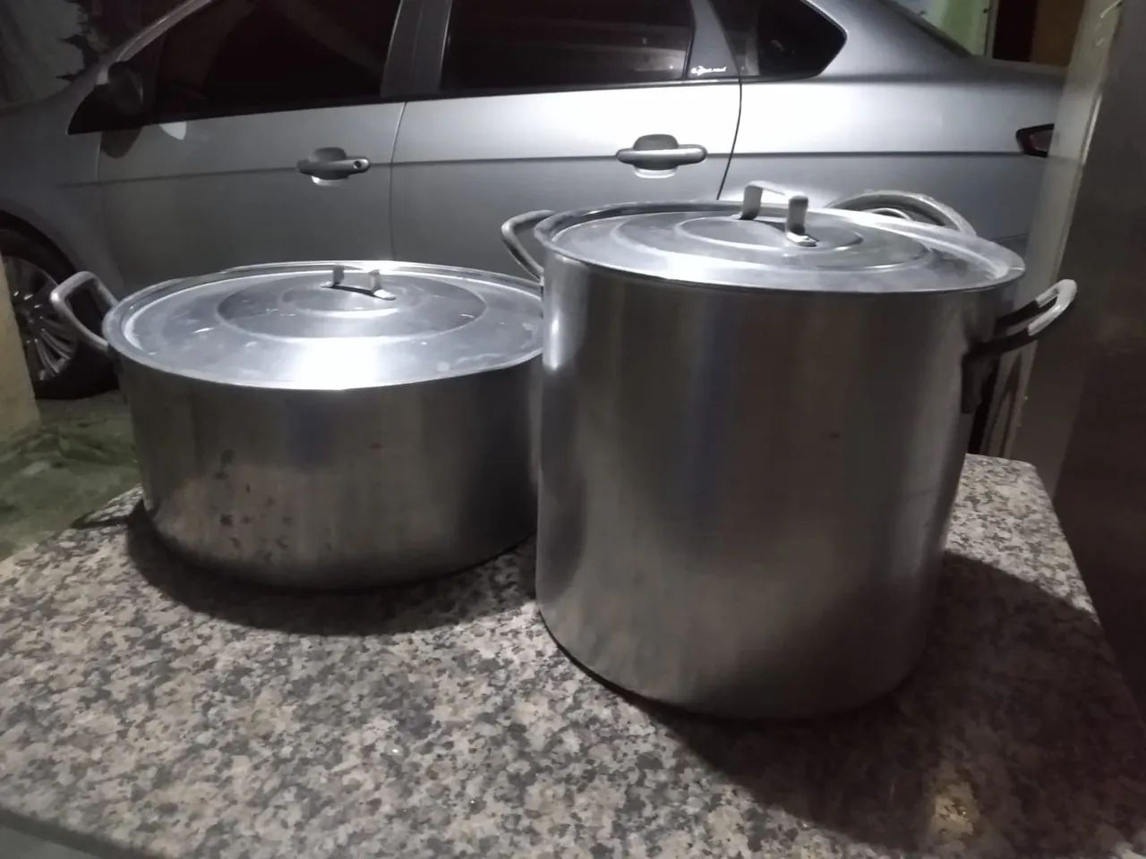 DUAS PANELAS CAÇAROLAS 