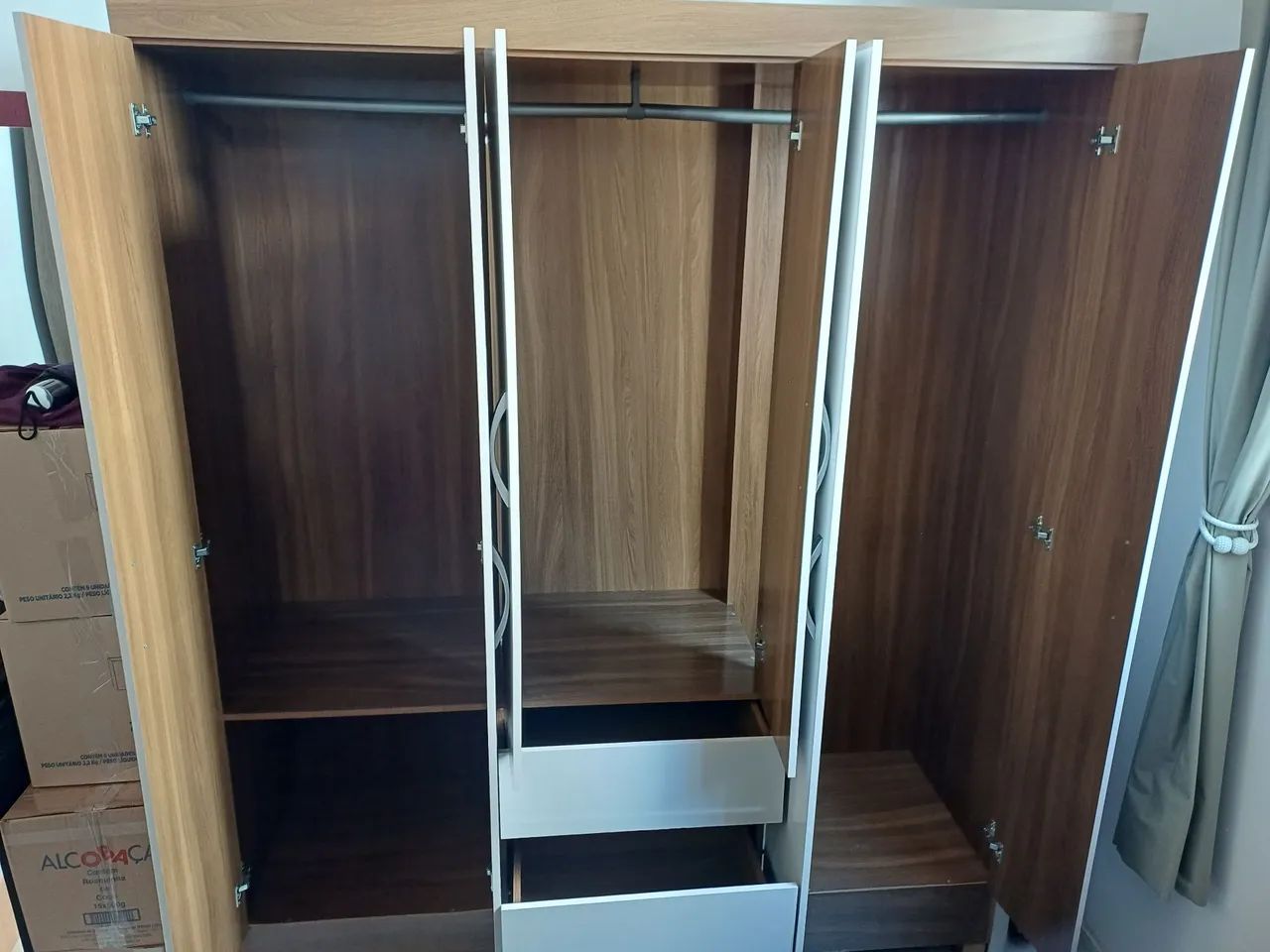 Wardrobe 64276676393089123