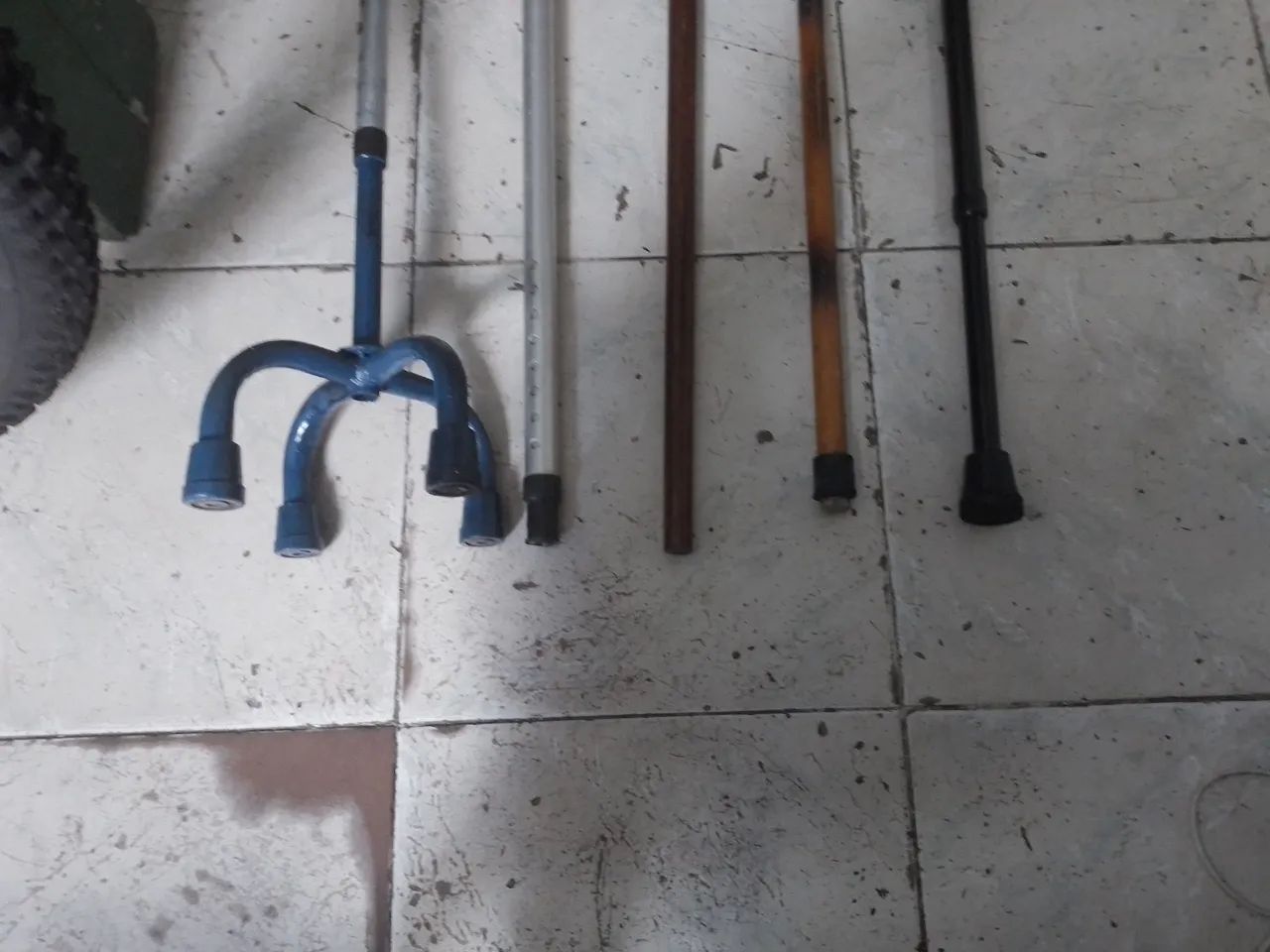 Moleta ou bengala 45$ cada. - Foto 2