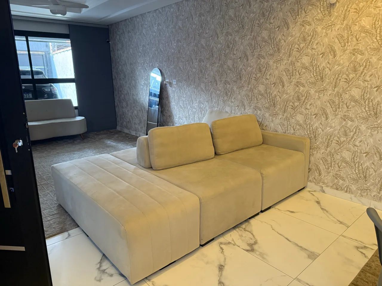 Sofá ilha 5 lugares. Apenas 5 meses de uso  - Foto 3