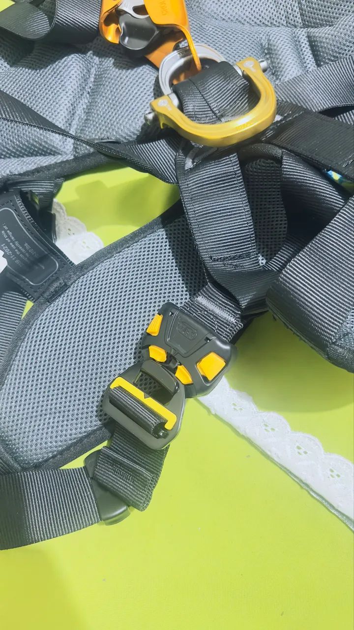 Cinto petzl astro bod fast - Foto 4