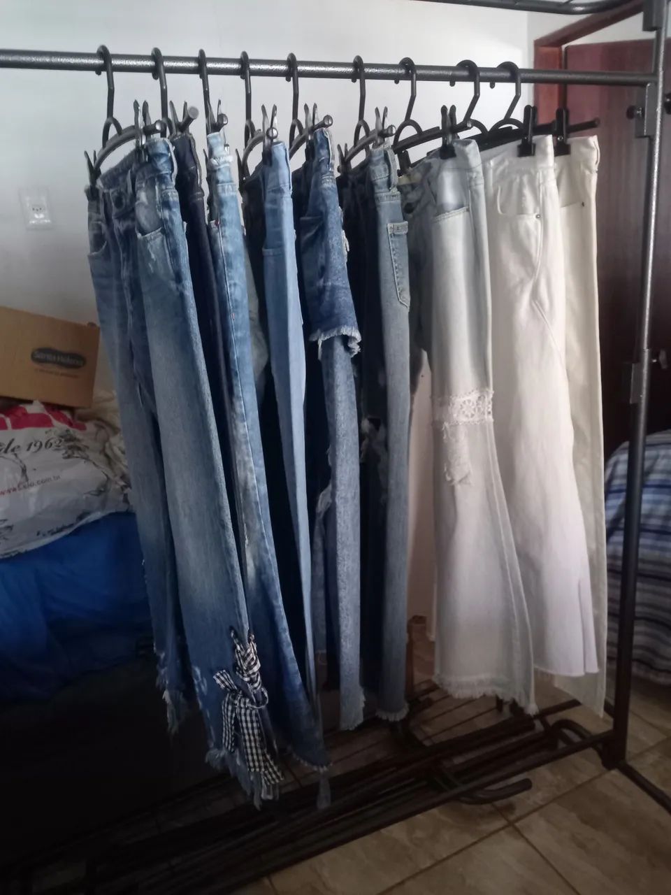 Calças Jeans Femininas - Diversos Modelos