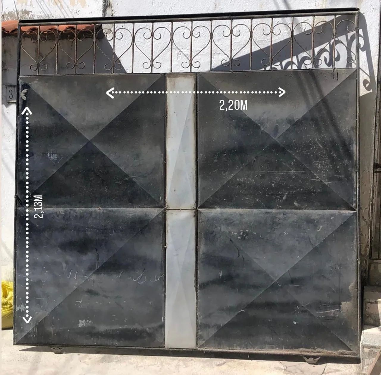Portão de ferro 2,13m x 2,20m