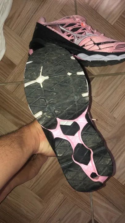 Par de Sapatos Mizuno - Foto 2
