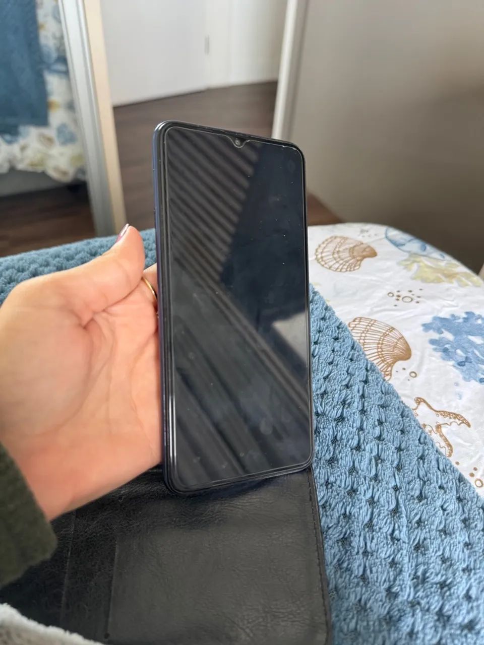 Vendo Samsung Galaxy A10  - Foto 3