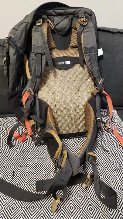 Mochila de viagem Forclaz Travel 500 50 Litros - Foto 4