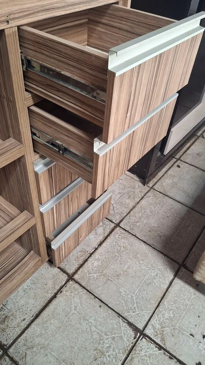 Cômoda com Gavetas e Prateleiras 100%mdf - Foto 5