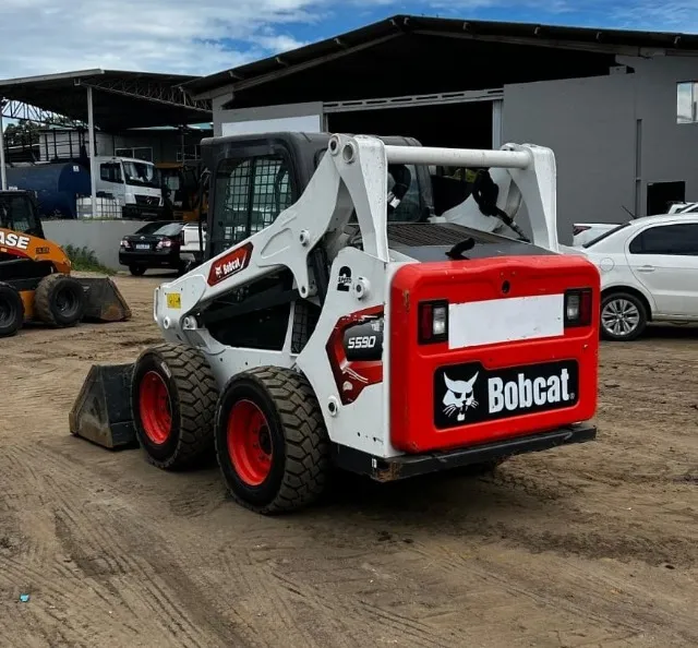 MINICARREGADEIRA S590 BOBCAT