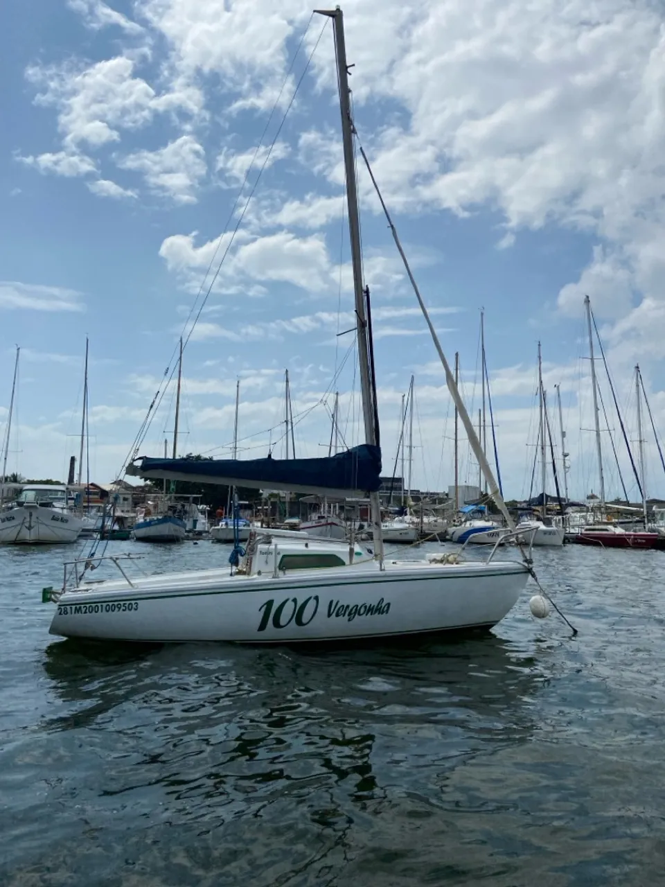 Veleiro Tahiti 16