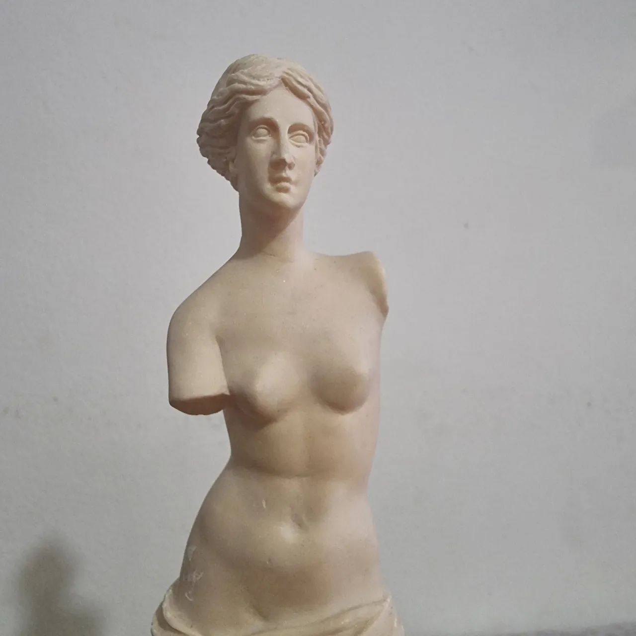 Estátua de mármore da Vênus de Milo grega escultura  - Foto 3