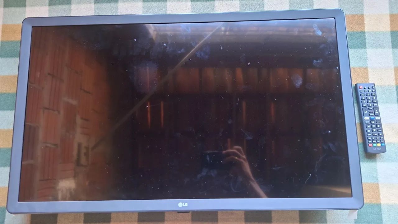 TV LG SMART 32 ( RETIRADA DE PEÇAS ) 