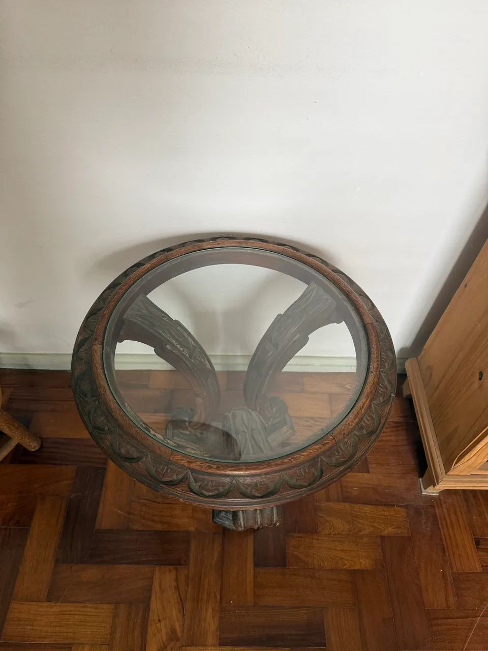 MESA DE CENTRO DE MADEIRA COM VIDRO