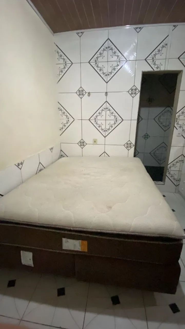 Cama king box com mola pouco uso  - Foto 2