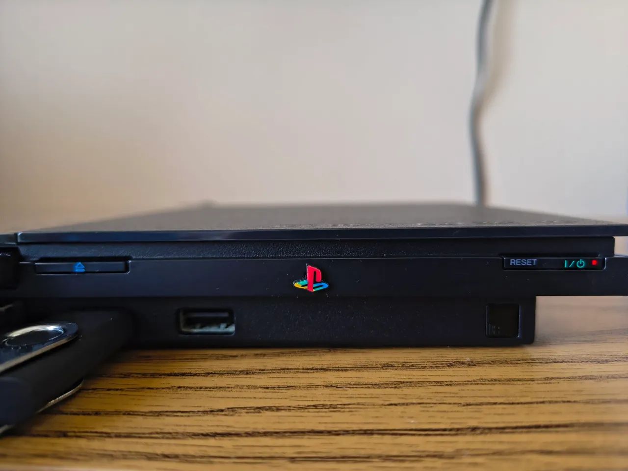 PS2 Slim desbloqueado + controles e cabos  - Foto 4