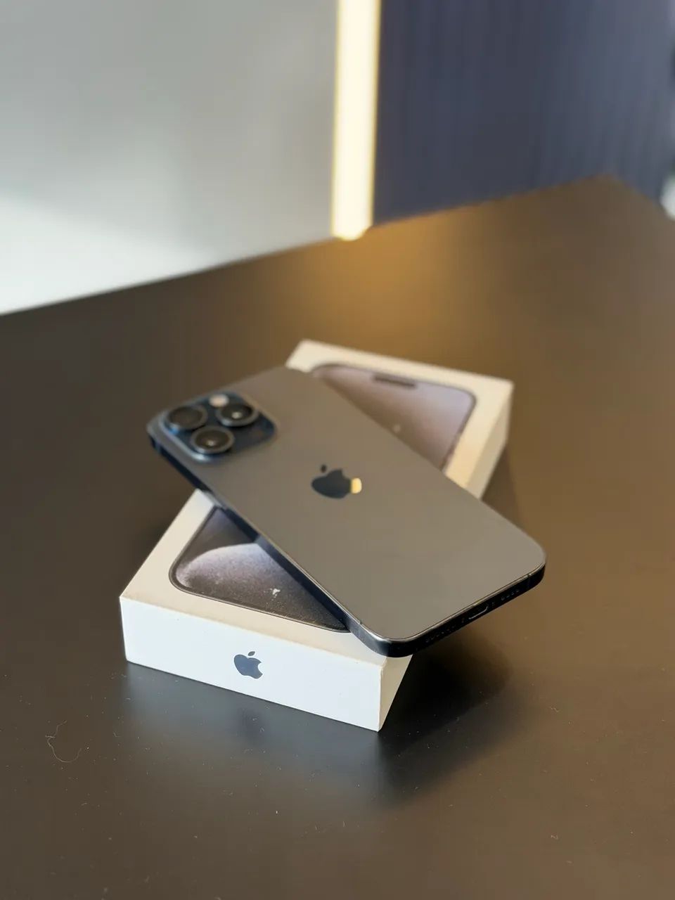 IPhone 15 Pro Max (100% saúde da bateria) - Foto 3