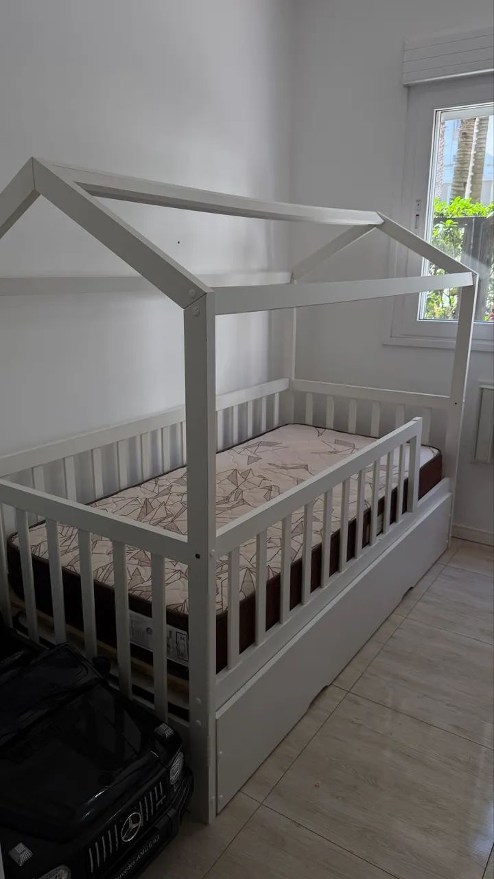 Cama montessoriana 