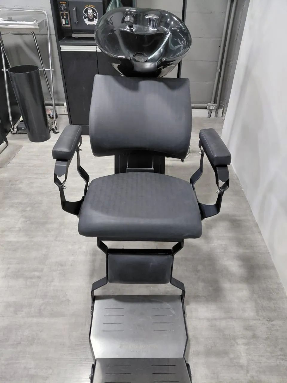 KIT LAVATÓRIO + CADEIRA BARBEARIA VANDEVELDE