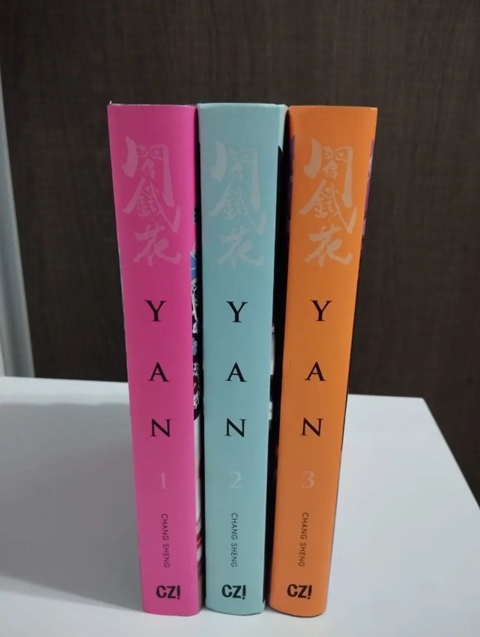 Yan - coleção completa em 3 volumes (editora Comix Zone)