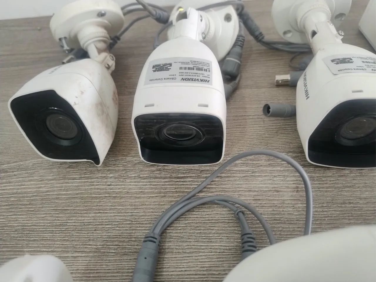 3 câmeras + DVR 