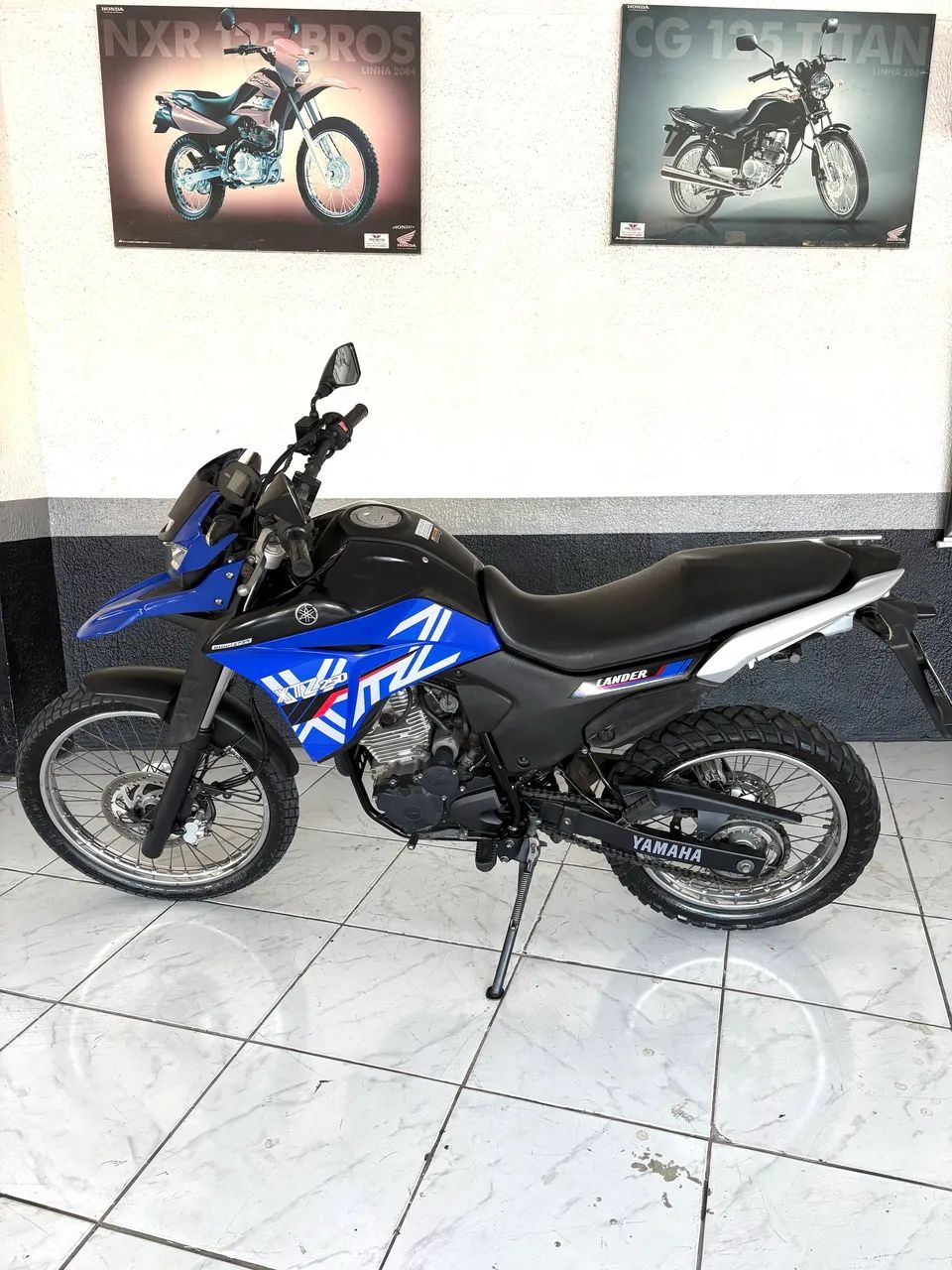 XTZ 250 LANDER 2020 EXTRA  - Foto 4