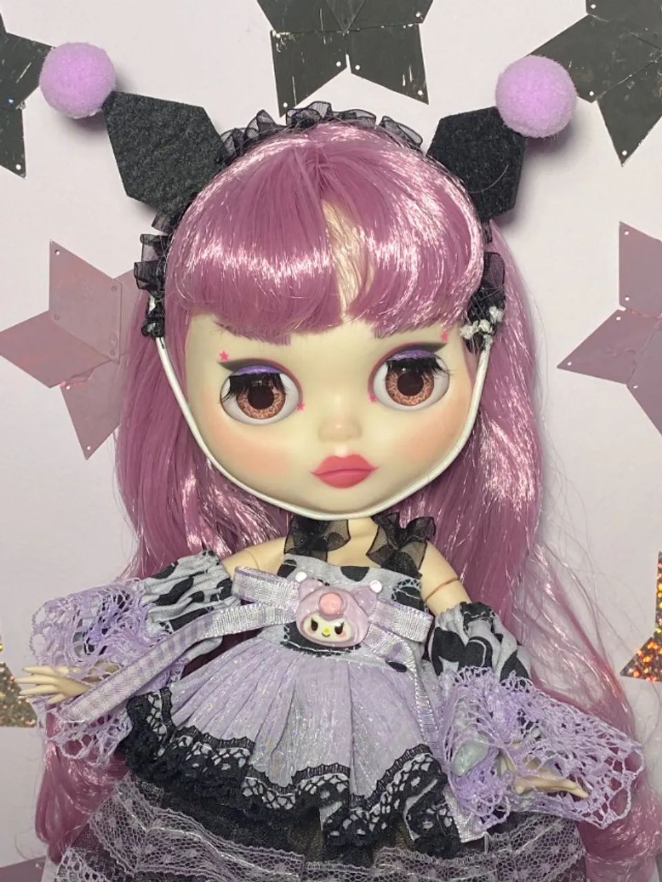 Boneca Blythe Customizada Custom Com Roupas e Sapatos Inspirada na Kuromi - Foto 5