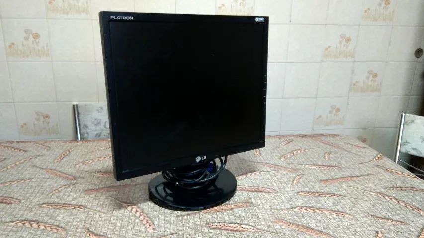 Monitor 17 Polegadas Lg Flatron L1753t-bf Vga Dvi,Acompanha Cabos - Foto 3
