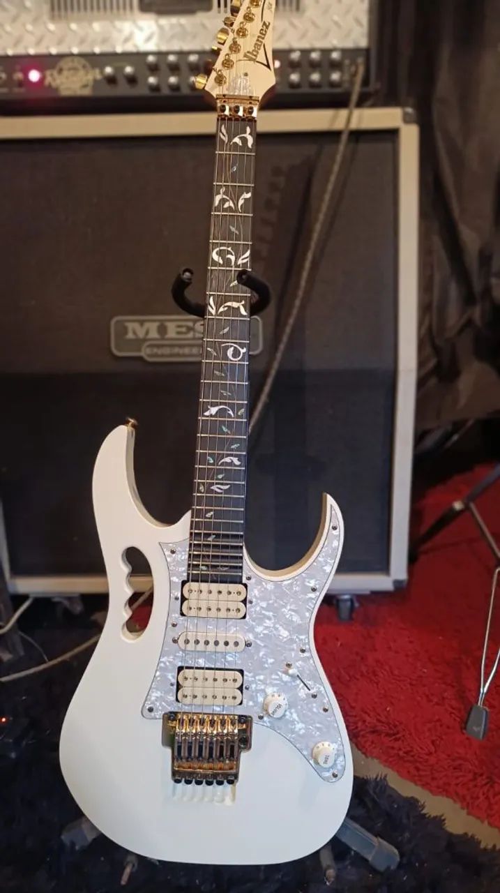 Ibanez Steve vai jem7v-wH. (Japonesa) Aceito trocas por Fractal ou