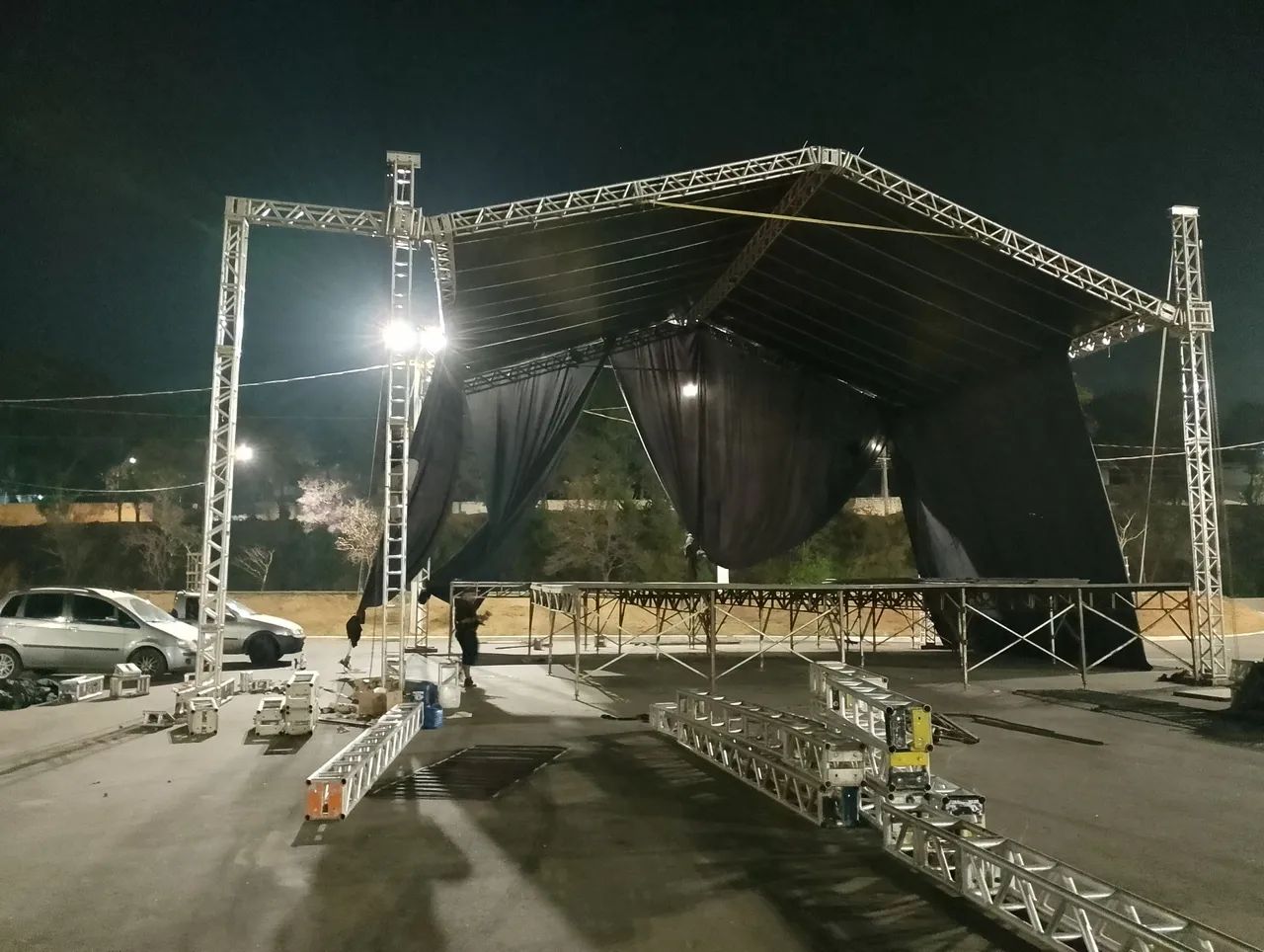 Palco para shows e eventos , aniversários, casamentos,formatura e muito mais .  - Foto 3