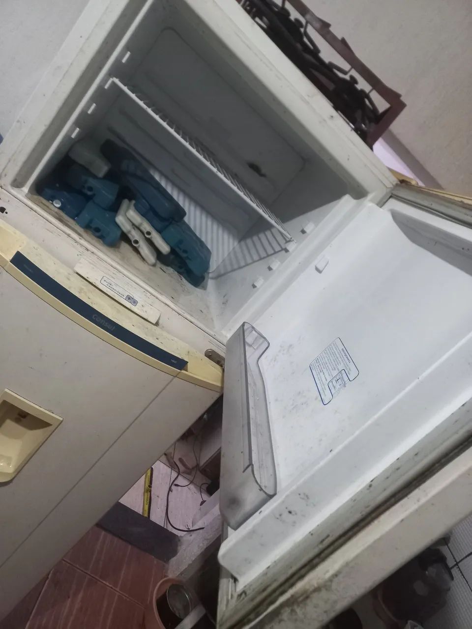 Geladeira Consul Biplex 480 Litros - Usada - Foto 4