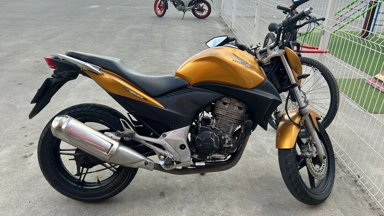 Moto CB 300 Honda - Foto 3