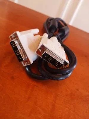 Cabo DVI-D single link macho nas duas pontas