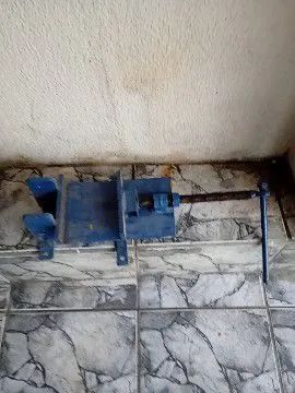 Morsa caseira 