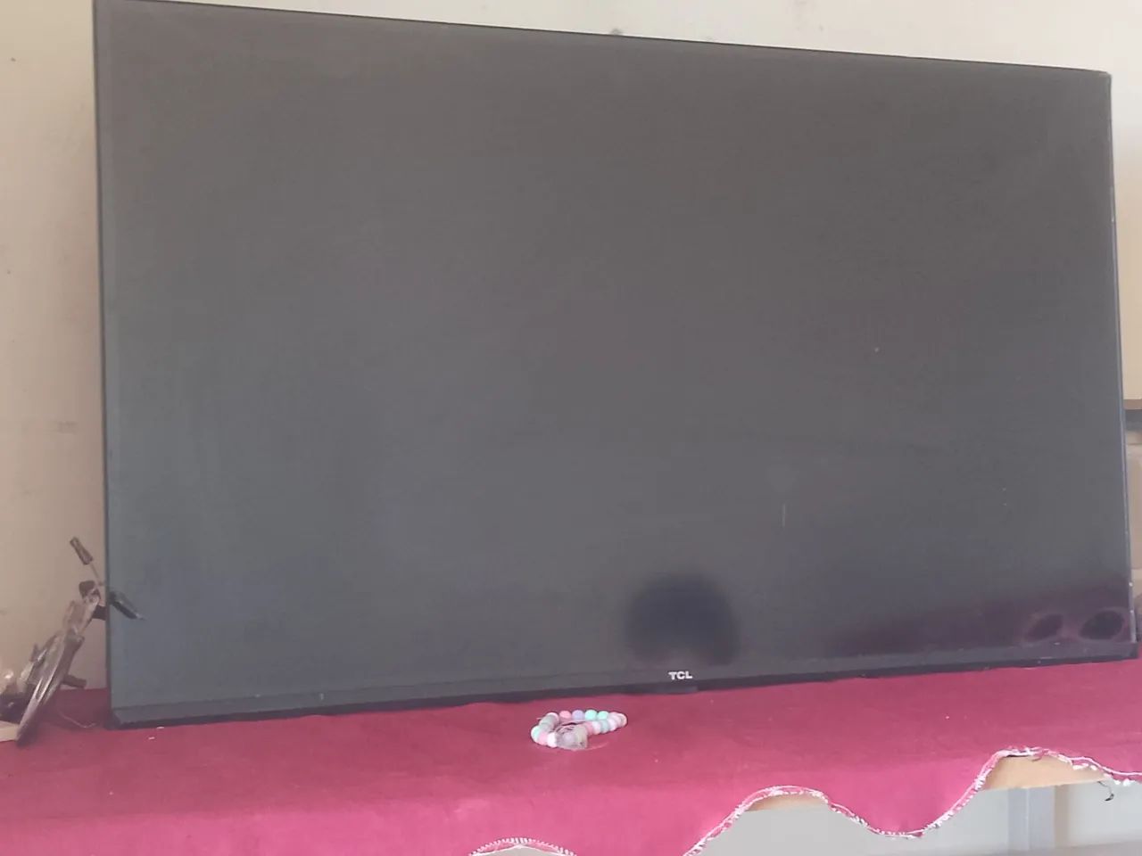 Televisão com defeito  na tela ela e Android 