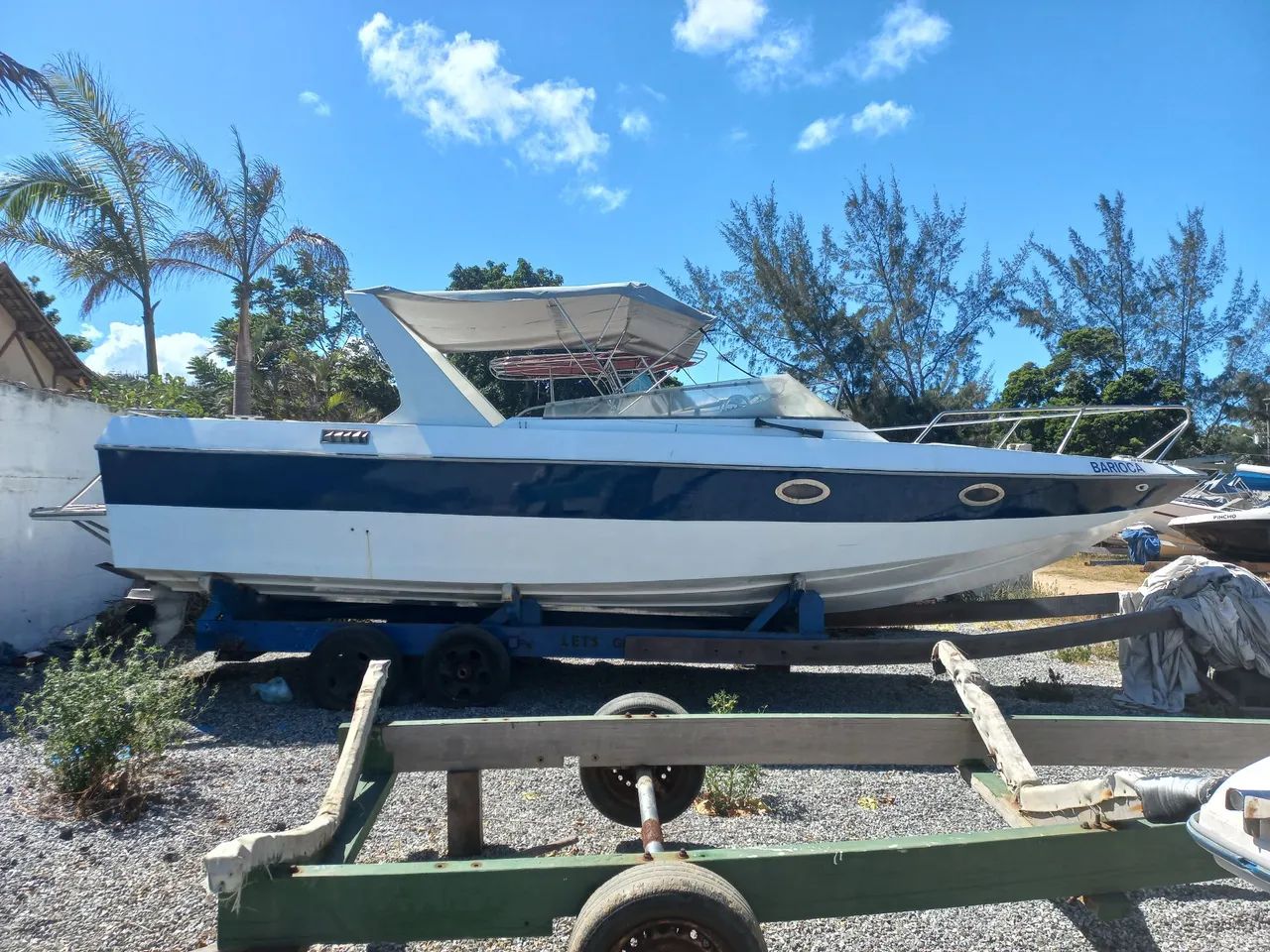 Vendo lancha 26 pés 