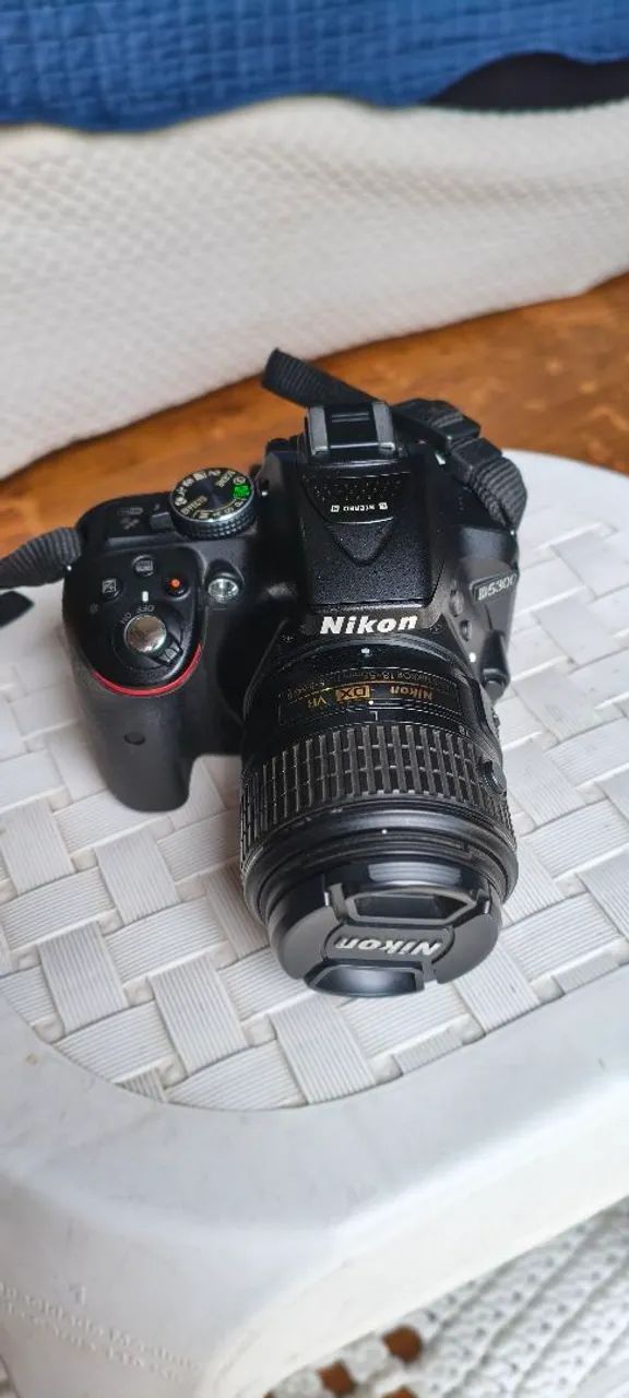 Camera DSLR Nikon D5300 + lente 18-55mm (18.800 cliques). - Foto 4