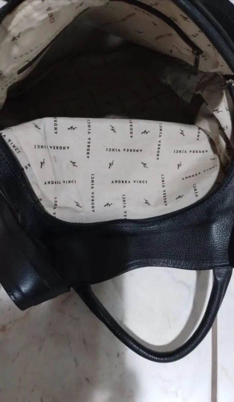 Mochila antifurto de couro Liso.  - Foto 4