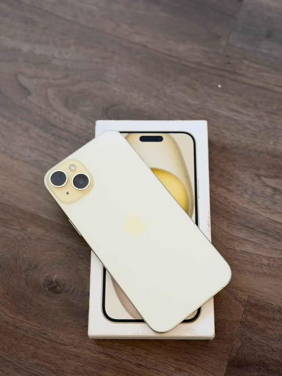 iPhone 15 Plus 