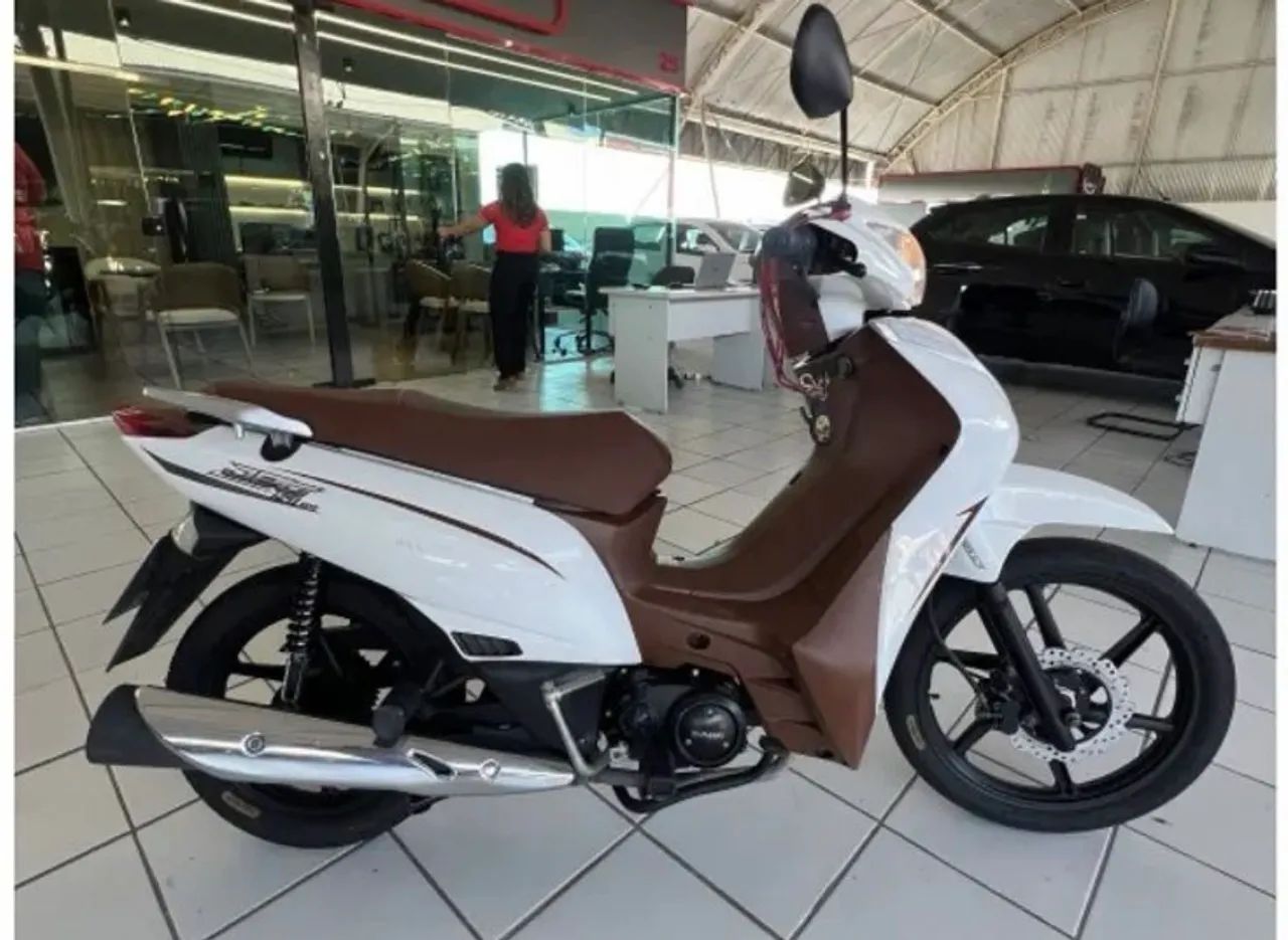 A MOTO DOS SEUS SONHOS, A BRANQUINHA COM MARRON - Foto 2