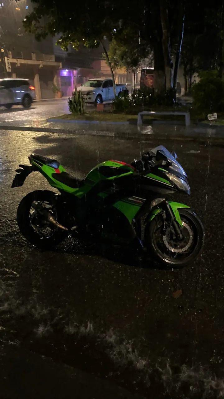 Kawasaki Ninja 2013  - Foto 5