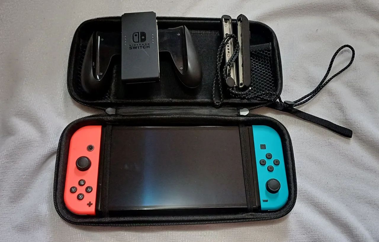 Nintendo Switch Neon