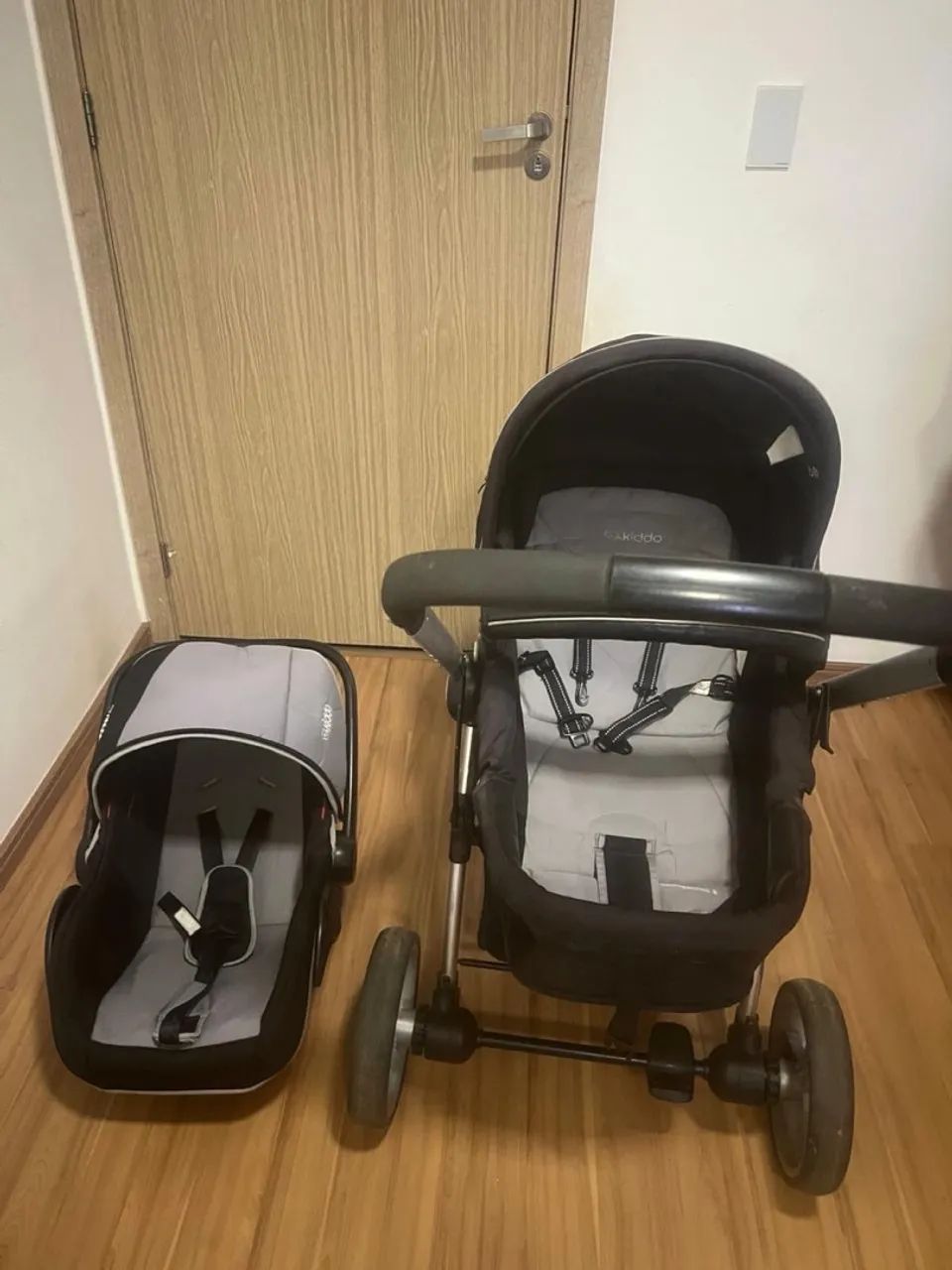 Carrinho + bebê conforto  - Foto 4