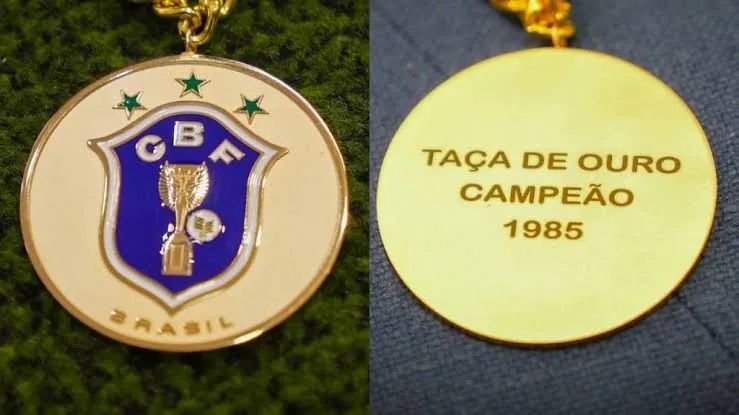 Medalha Oficial da copa ouro 1985  - Foto 2