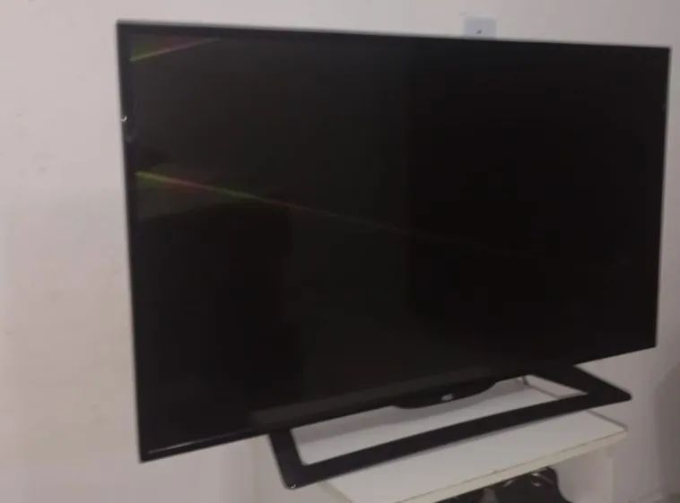 Tv 43 polegadas não é smart 