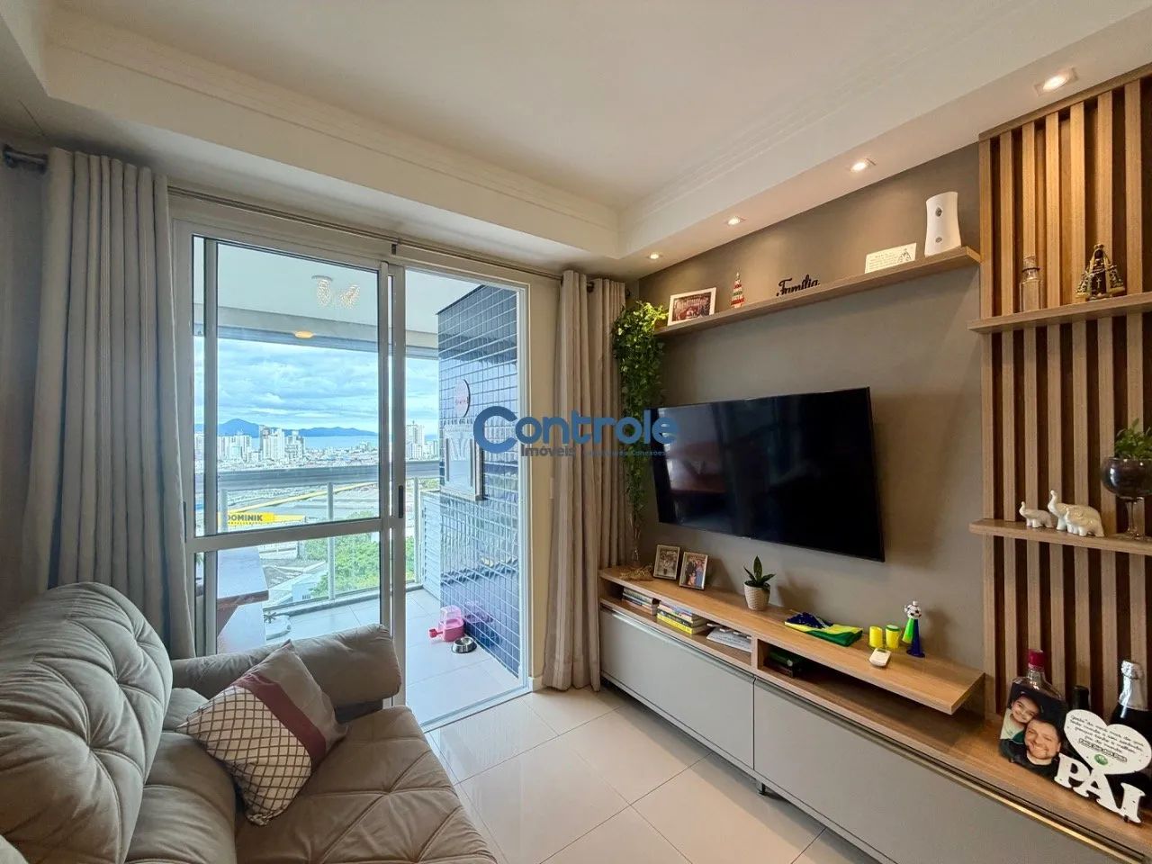 Apartamento com 03 dormitórios no bairro Roçado, em São José/SC! - Foto 4